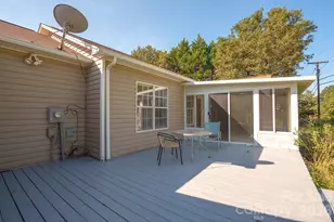 2065 Gary Ln, Hickory, NC 28602 - Photo 13