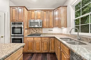 10825 Kenderly Ct, Charlotte, NC 28277 - Photo 11