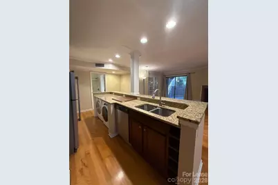 413 W 8th Street #B1, Charlotte, NC 28202 - Photo 7