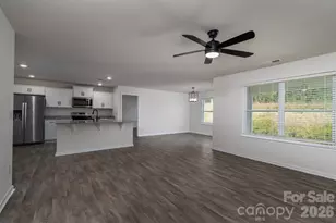 1021 Foxberry Ln, Maiden, NC 28650 - Photo 11