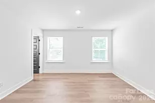 2023 Wilson Ave, Charlotte, NC 28208 - Photo 17