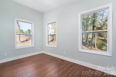 22 Crestfield Avenue, Asheville, NC 28804 - Photo 15