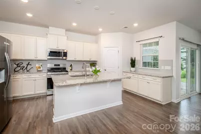 150 W Morehouse Avenue, Mooresville, NC 28117 - Photo 3