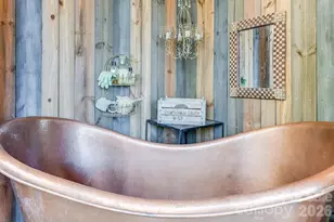 111 Elkhound Rd, Waynesville, NC 28785 - Photo 5