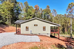 108 Payne Dr, Zirconia, NC 28790 - Photo 41