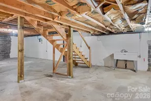 94 W Ridge Rd, Mars Hill, NC 28754 - Photo 21