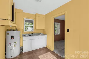 111 Whitener Ave, Spartanburg, SC 29306 - Photo 13