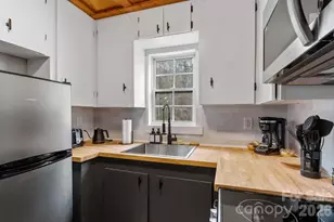 12 20 Collins Mountain Dr, Asheville, NC 28804 - Photo 37