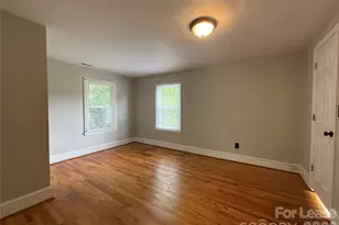 3905 Freedom Dr, Charlotte, NC 28208 - Photo 13