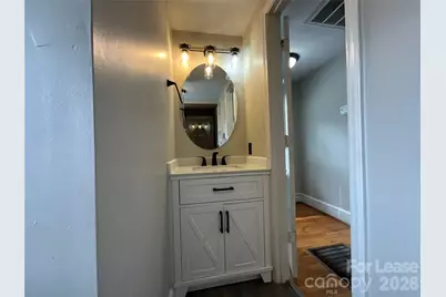3905 Freedom Drive, Charlotte, NC 28208 - Photo 9