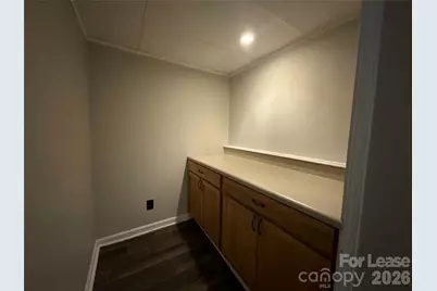 3905 Freedom Drive, Charlotte, NC 28208 - Photo 7