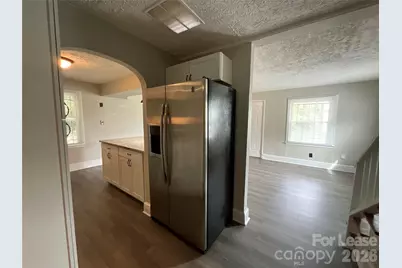 3905 Freedom Drive, Charlotte, NC 28208 - Photo 5