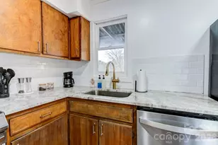 28 Collins Mountain Dr, Asheville, NC 28804 - Photo 7