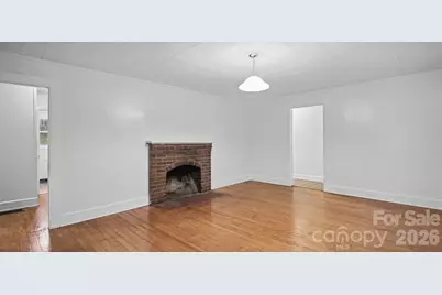 1207 W 4th Avenue, Gastonia, NC 28052 - Photo 5