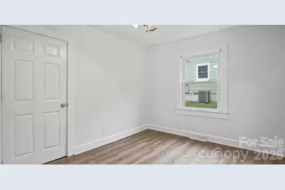 1207 W 4th Avenue, Gastonia, NC 28052 - Photo 11