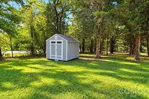 6067 Lake Wylie Rd, Lake Wylie, SC 29710 - Photo 5