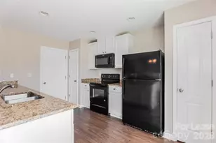1605 Allegheny Dr, Gastonia, NC 28054 - Photo 5