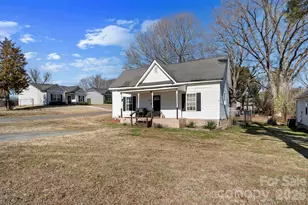 1242 W Airline Ave, Gastonia, NC 28052 - Photo 1