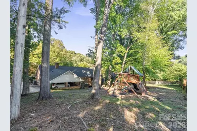 6626 Rocky Falls Road, Charlotte, NC 28211 - Photo 35