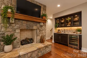 100 Dartmouth Wy, Waynesville, NC 28786 - Photo 11