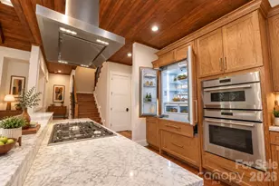 100 Dartmouth Wy, Waynesville, NC 28786 - Photo 7