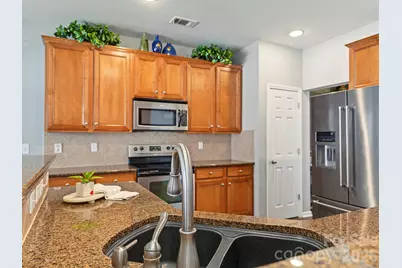 10900 Sand River Court, Kannapolis, NC 28036 - Photo 9