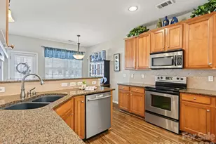 10900 Sand River Ct, Kannapolis, NC 28036 - Photo 7