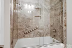 2111 Sagamore Rd, Charlotte, NC 28209 - Photo 23