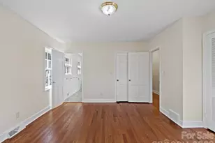 2111 Sagamore Rd, Charlotte, NC 28209 - Photo 17