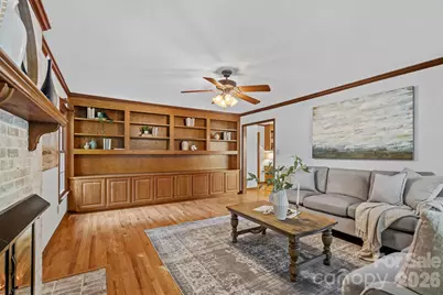 2716 Oldenway Drive, Charlotte, NC 28269 - Photo 13