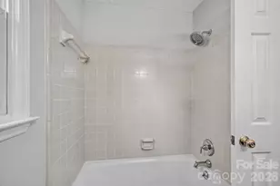 2716 Oldenway Dr, Charlotte, NC 28269 - Photo 25