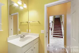 1907 Arbor Vista Dr, Charlotte, NC 28262 - Photo 15