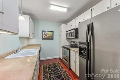 1323 Queens Road #421, Charlotte, NC 28207 - Photo 7