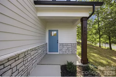 605 Coulwood Drive, Charlotte, NC 28214 - Photo 3