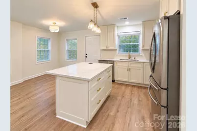 4701 Aspen Court, Charlotte, NC 28210 - Photo 9