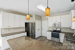 166 Castles Gate Dr, Mooresville, NC 28117 - Photo 15