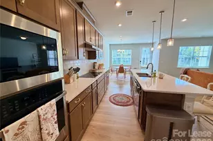 5826 Strathmore Ct, Charlotte, NC 28215 - Photo 33