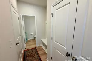 5826 Strathmore Ct, Charlotte, NC 28215 - Photo 7