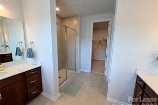 5826 Strathmore Ct, Charlotte, NC 28215 - Photo 19