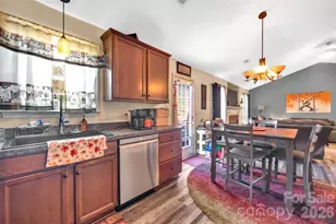 392 Lone Tree Ln, Clover, SC 29710 - Photo 7