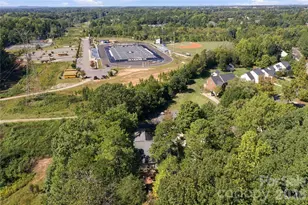 195 Huntly Ln, Mooresville, NC 28115 - Photo 9