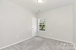 1023 N Ransom St, Gastonia, NC 28052 - Photo 9