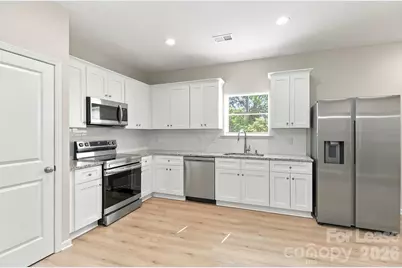 1023 N Ransom Street, Gastonia, NC 28052 - Photo 3
