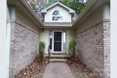 10 Governors Drive, Hendersonville, NC 28791 - Photo 3