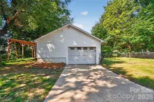 1829 3rd St NE, Hickory, NC 28601 - Photo 39