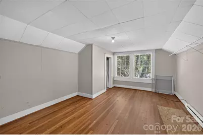 1829 3rd Street NE, Hickory, NC 28601 - Photo 37