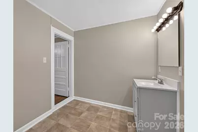 1829 3rd Street NE, Hickory, NC 28601 - Photo 15