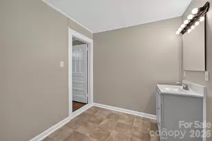 1829 3rd St NE, Hickory, NC 28601 - Photo 15
