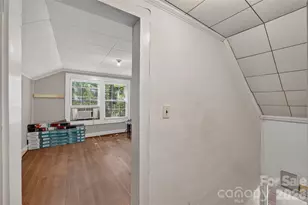 1829 3rd St NE, Hickory, NC 28601 - Photo 33