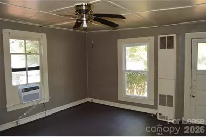 247 N Main Street, Troutman, NC 28166 - Photo 3